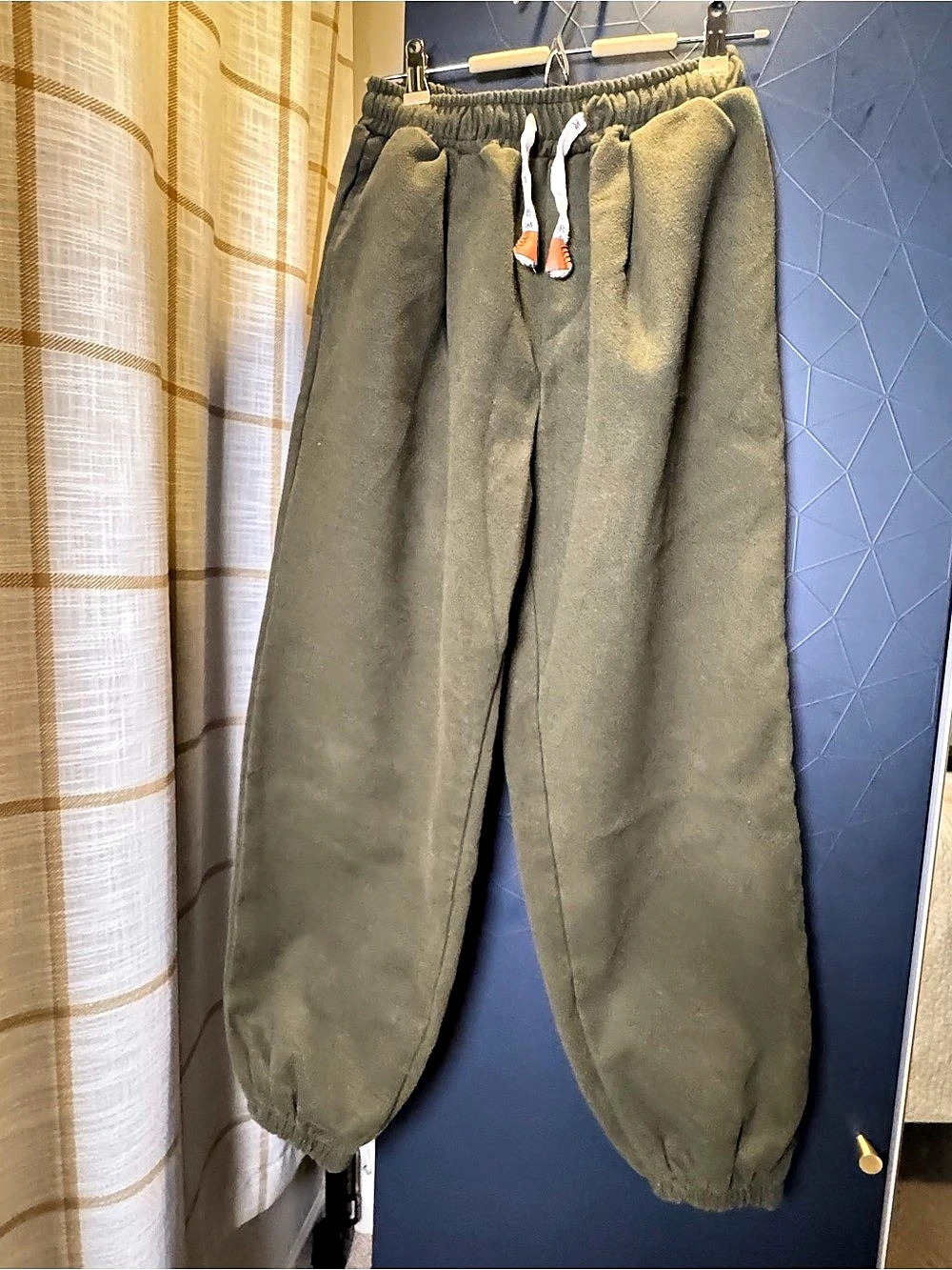 Andorin Olive Jogger Pants Size Medium